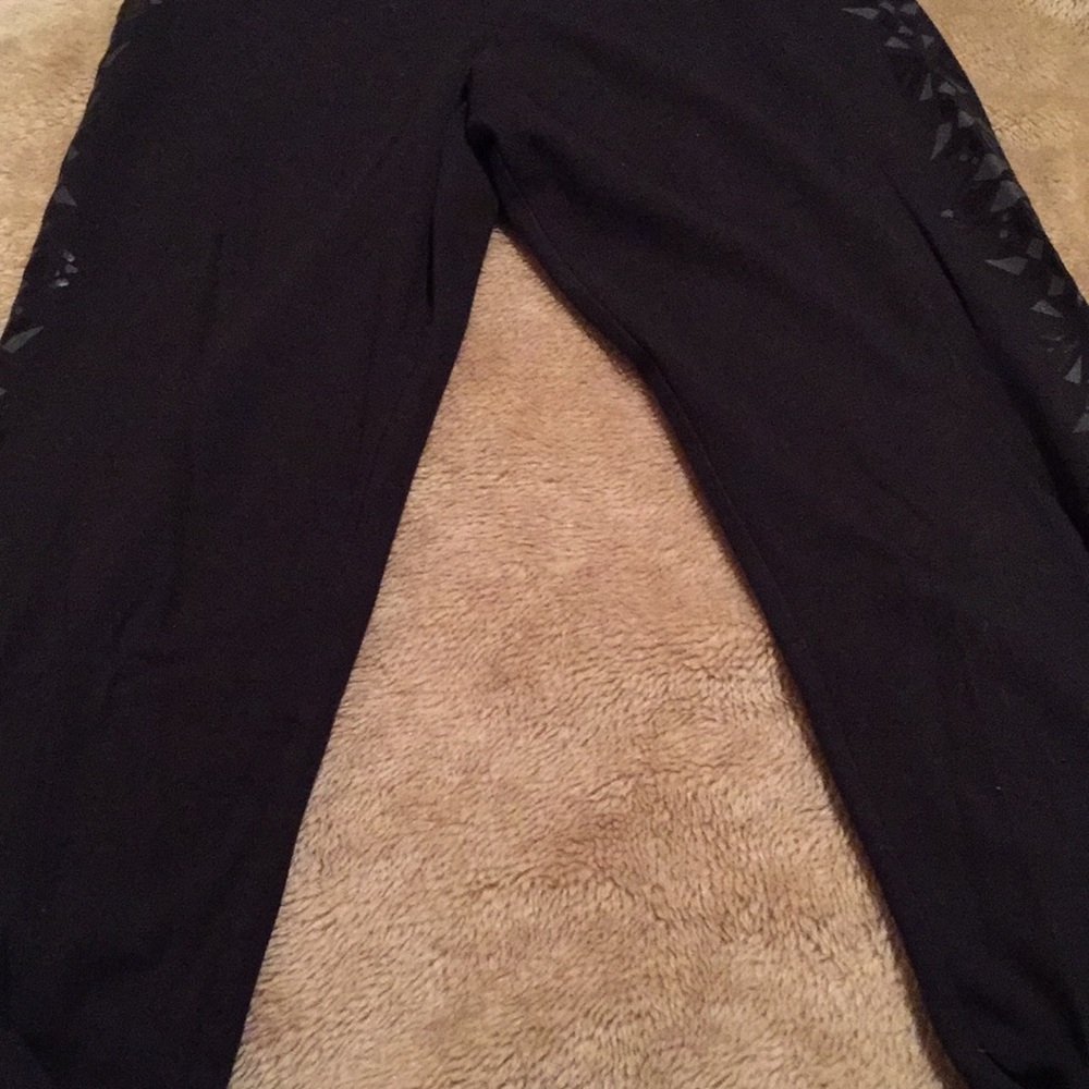 Invite Only Tights - Picture 5 of 6